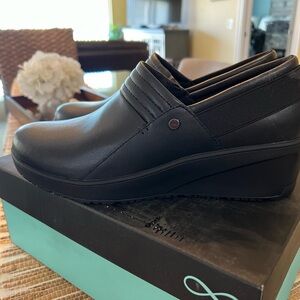 Brand News In Box Cherokee Glide slip on loafers, size 11